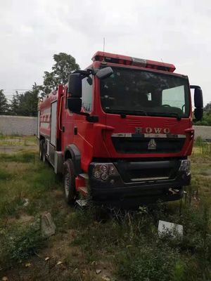 HOWO Water Tank Fire Truck Square Shape Customized Size