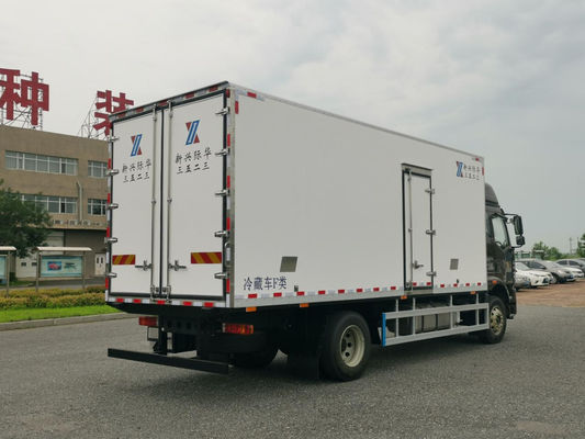 FAW J6L Engineering Emergency Vehicle , Refrigerated Body Trucks 213kw Diesel Fuel Type