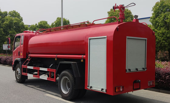 HOWO 118KW Fire Fighter Truck , 6 Wheeled 9 Ton Fire Fighting Water Truck