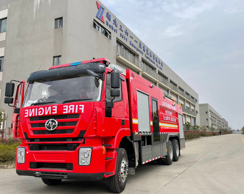 Professional IVECO Heavy Duty Fire Truck 6x4 For Road Spraying Multifunctional