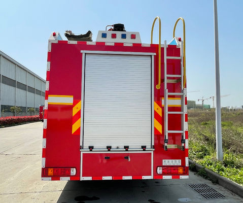 SINOTRUK Fire Truck And Fire Engine 310hp 4x2 Type 8 Ton Foam Capacity
